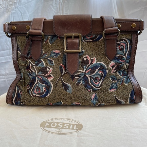 RARE Fossil Re-issue Weekender Satchel in Green Floral Rose - Picture 12 of 13